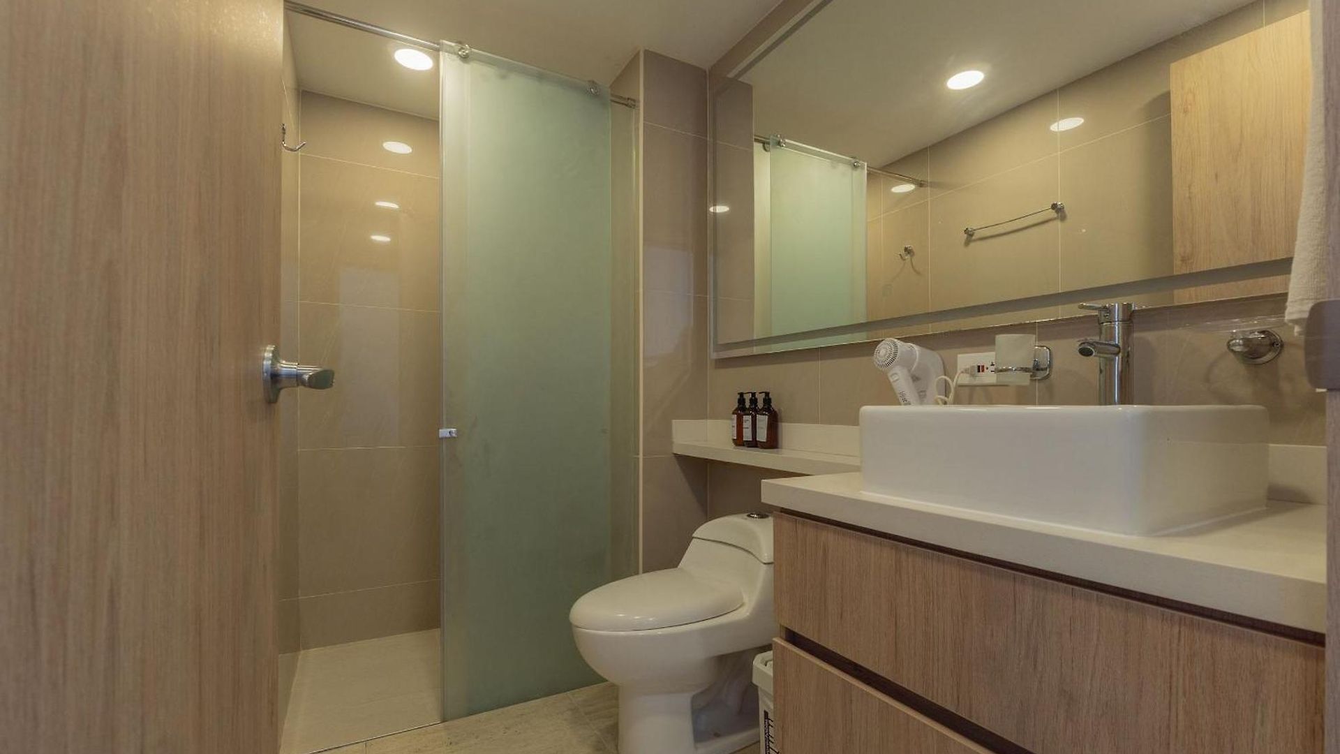 15th Floor Con Vista Mar Y Piscina Cb1511 Apartamento