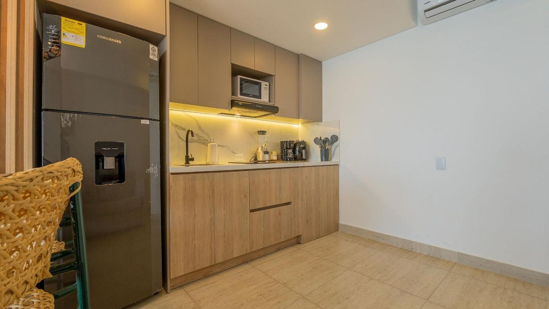 Apartamento 15th Floor Con Vista Mar Y Piscina Cb1511 *