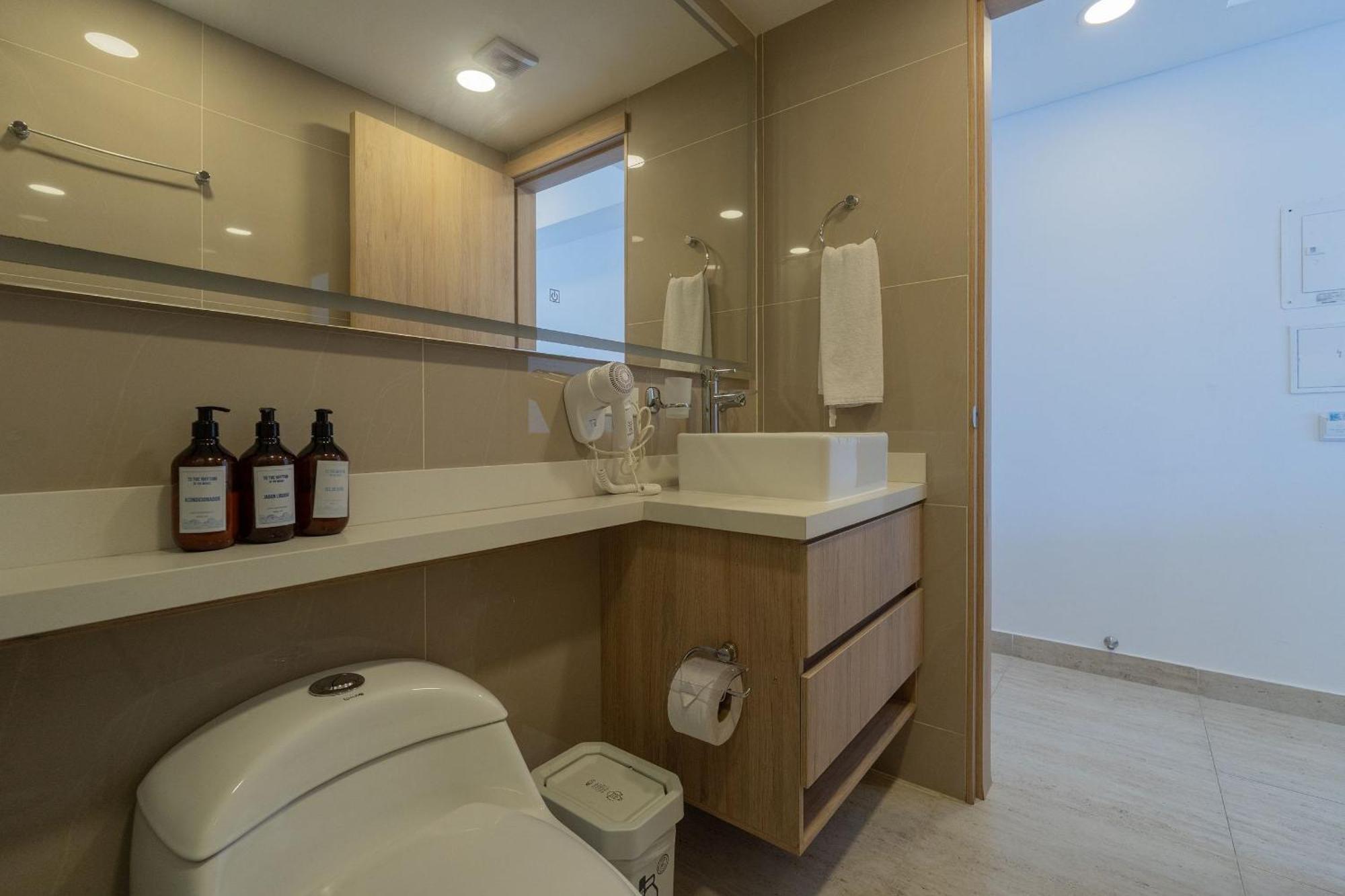 15th Floor Con Vista Mar Y Piscina Cb1511