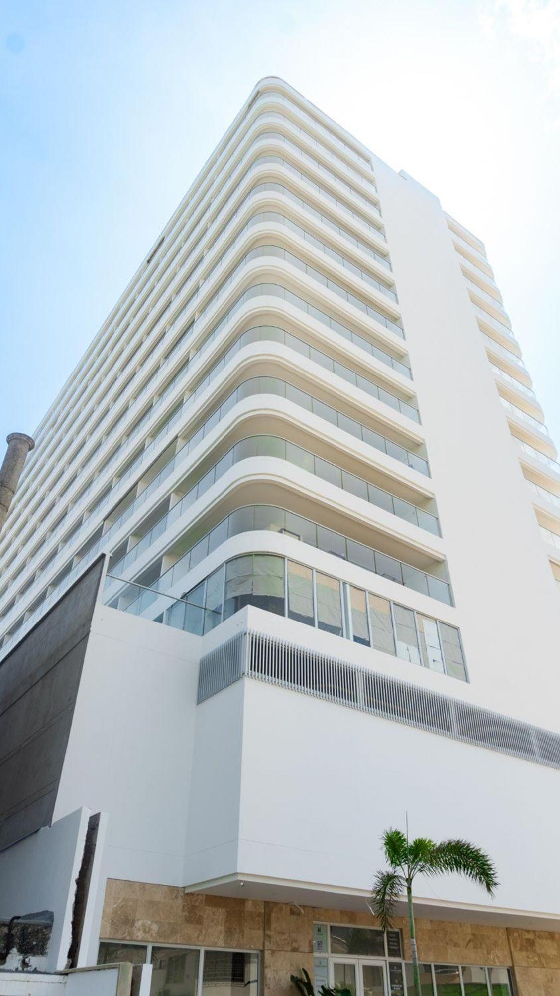 Apartasuite Moderna Vista Al Mar Wifi Piscina Apartment